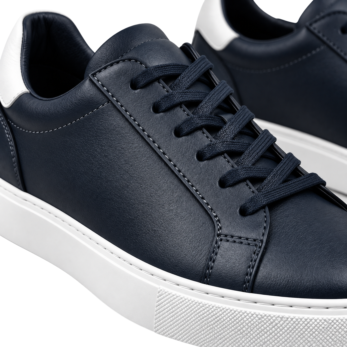 Navy Leather Low-Top Trainers – White Sole | Klonnor Mounther